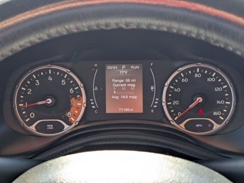 Used 2018 Jeep Renegade Altitude w/ Advanced Technology Group image 15