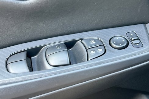 New 2025 Nissan Sentra S image 13
