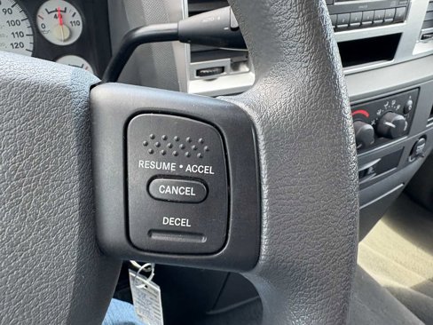 Used 2009 Dodge Ram 2500 Truck SLT image 28