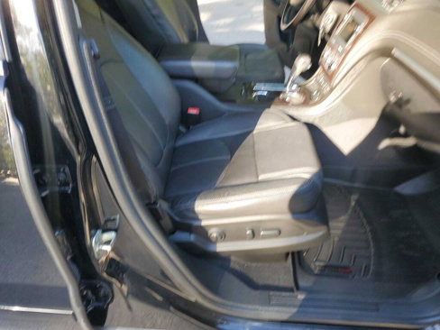 Used 2017 Chevrolet Traverse LT image 34