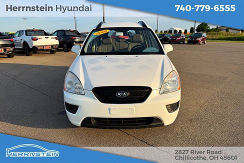 Used 2008 Kia Rondo LX image 2