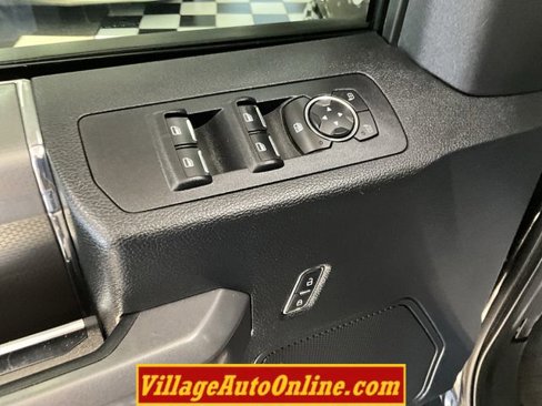 Used 2015 Ford F150 XLT w/ Equipment Group 302A Luxury image 13