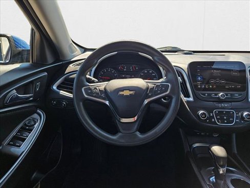 Used 2023 Chevrolet Malibu LT image 11