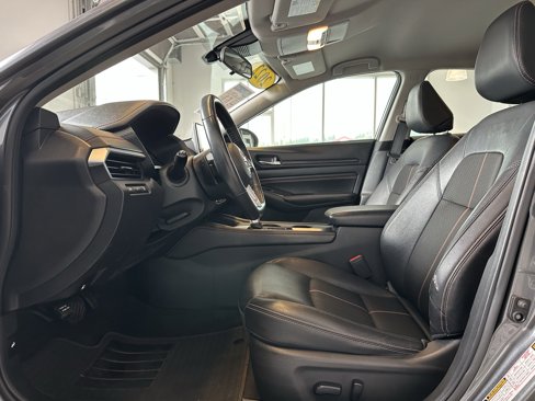 Used 2022 Nissan Altima 2.5 SR image 8