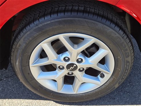 Used 2023 Kia Soul LX w/ Option Group 015 image 11