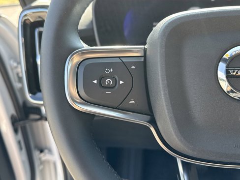 Certified 2022 Volvo C40 P8 Recharge Ultimate image 21