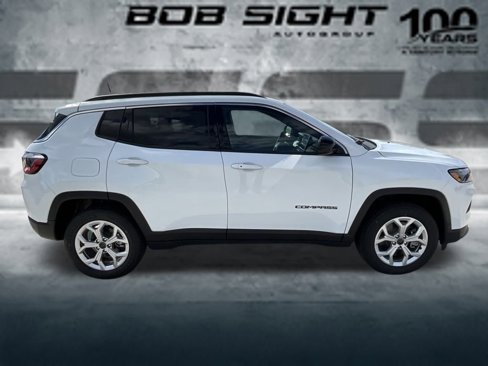 New 2025 Jeep Compass Latitude image 7