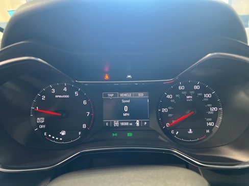 Used 2022 Chevrolet TrailBlazer LT w/ Driver Confidence Package image 14