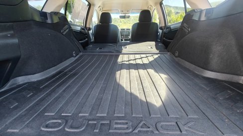 Used 2018 Subaru Outback 2.5i Premium image 56