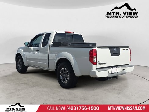 Used 2015 Nissan Frontier Desert Runner image 5