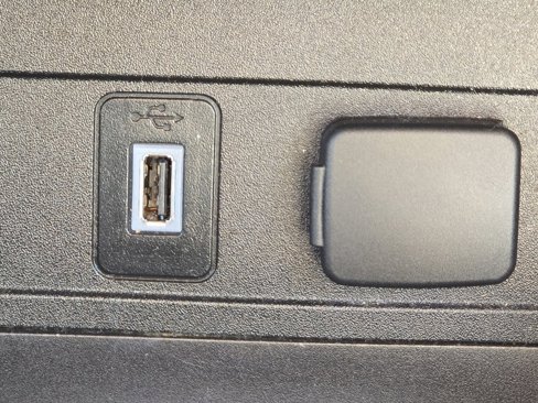 Used 2017 Ford Escape SE image 8