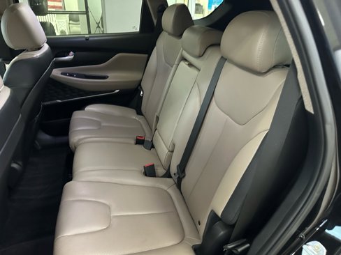 Used 2019 Hyundai Santa Fe FWD image 25