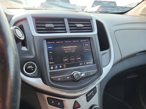 Used 2020 Chevrolet Sonic LT w/ Convenience Package image 13