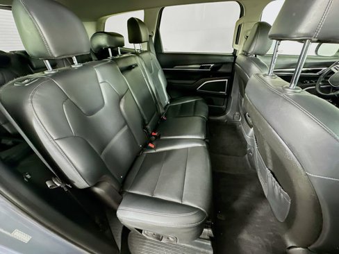 Used 2020 Kia Telluride LX image 33