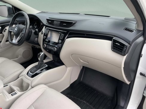 Used 2018 Nissan Rogue Sport SL w/ SL Premium Package image 27