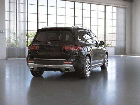 Certified 2022 Mercedes-Benz GLB 250 w/ Premium Package Lite image 23