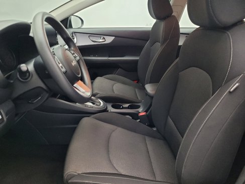 Used 2024 Kia Forte LXS image 17