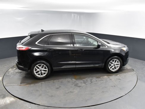 Used 2023 Ford Edge SEL image 37