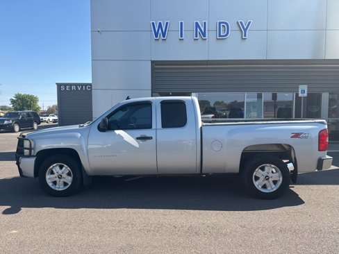 Used 2010 Chevrolet Silverado 1500 LT w/ Power Pack Plus image 8
