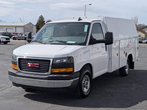 New 2025 GMC Savana 3500 w/ Power Convenience Package image 7