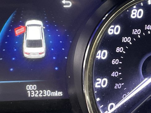 Used 2019 Toyota Camry XLE image 22