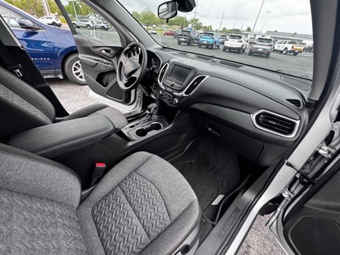 Used 2022 Chevrolet Equinox LT w/ LPO, Floor Liner Package image 10