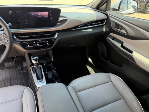 Certified 2025 Buick Envista Avenir image 14