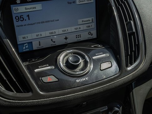 Used 2016 Ford Escape Titanium image 30