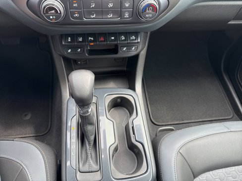Used 2022 Chevrolet Colorado Z71 w/ Trail Boss Package image 15