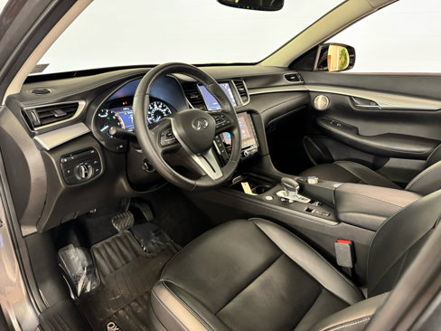 Used 2019 INFINITI QX50 Essential w/ Premium Heat Package image 11