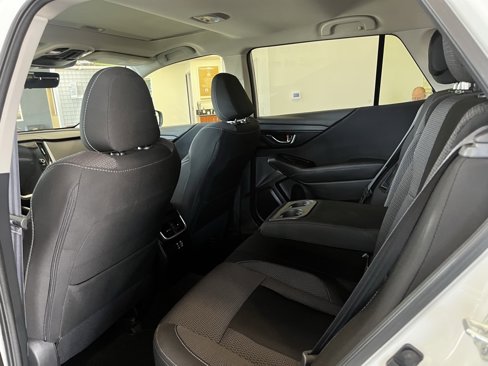 Certified 2025 Subaru Outback Premium image 10