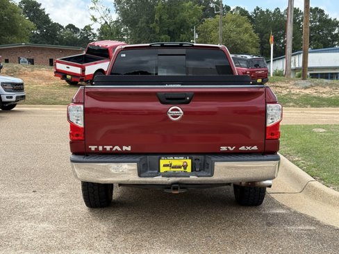 Used 2017 Nissan Titan SV image 6