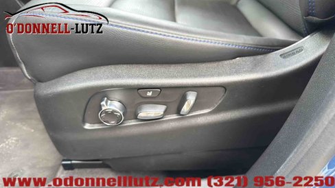 Used 2024 Cadillac XT4 Sport image 12