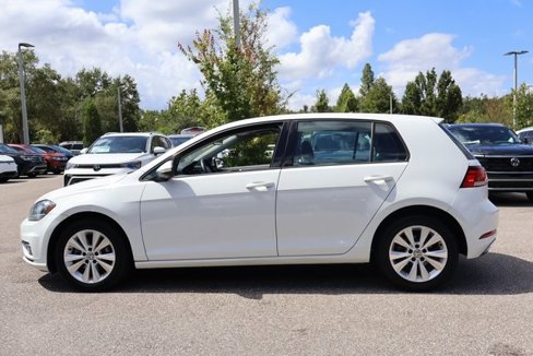 Used 2018 Volkswagen Golf SE image 4