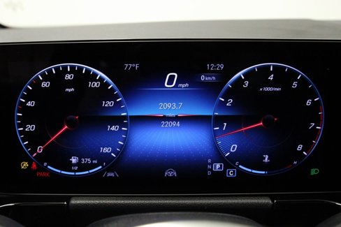 Used 2023 Mercedes-Benz GLA 250 4MATIC w/ Premium Package image 13