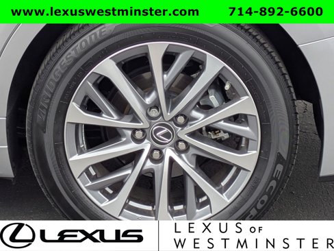 Certified 2025 Lexus ES 350 image 13