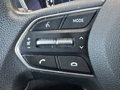 Used 2019 Hyundai Santa Fe SEL image 9