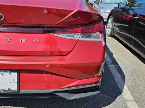 Used 2021 Hyundai Elantra SEL w/ Convenience Package image 10