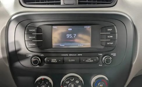 Used 2023 Kia Soul LX image 14