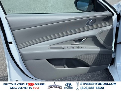 New 2025 Hyundai Elantra Sport image 22