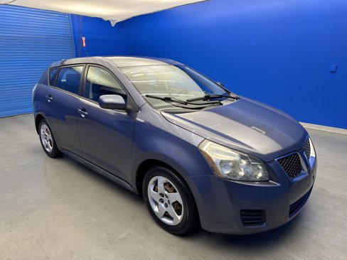 Used 2009 Pontiac Vibe w/ Preferred Package image 2