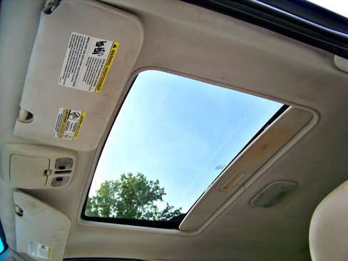 Used 2009 Ford Escape Limited image 24