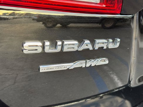Used 2019 Subaru Outback 2.5i Premium image 14