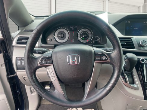 Used 2016 Honda Odyssey SE image 16