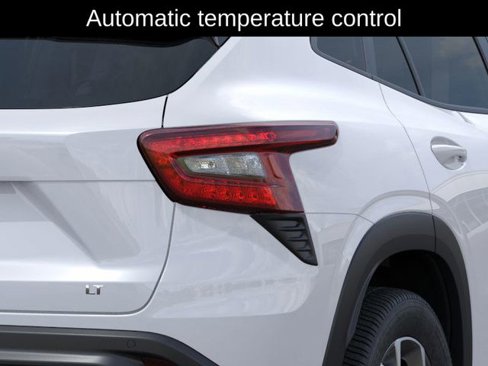 New 2025 Chevrolet Trax LT w/ Driver Confidence Package image 12