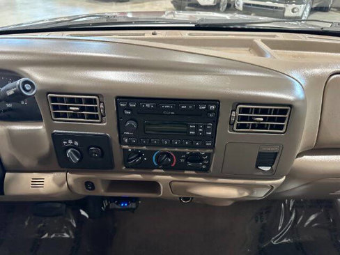 Used 2002 Ford F250 XLT image 19