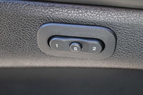Used 2018 Jeep Grand Cherokee Overland image 23