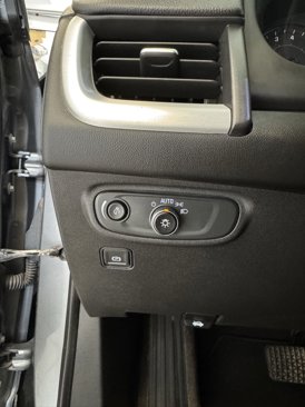 Used 2021 GMC Terrain SLE w/ Driver Convenience Package image 14