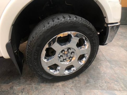 Used 2011 Ford F150 Lariat w/ Lariat Chrome Pkg image 9