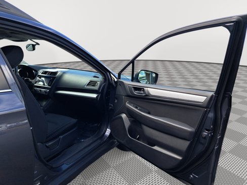 Used 2015 Subaru Outback 2.5i Premium image 17